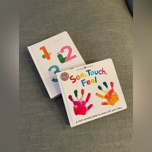Touch Think Learn: 123 & See, Touch, Feel: A First Sensory Book